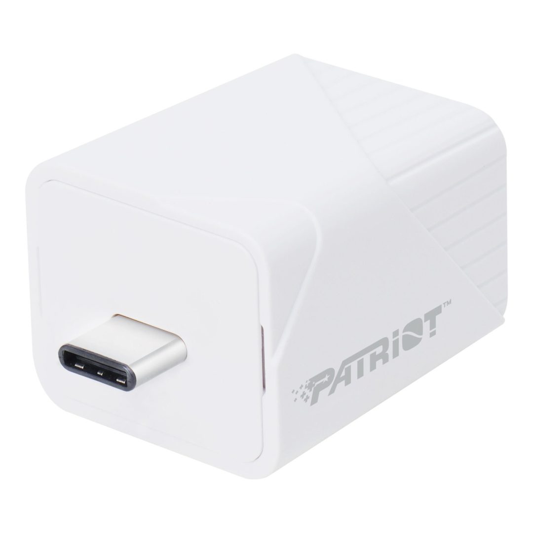 Patriot iLuxe Cube 256GB USB-C Smart Backup Drive White PI256GCUW30C